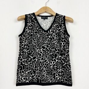 Jones New York Black and White Sleeveless Top
